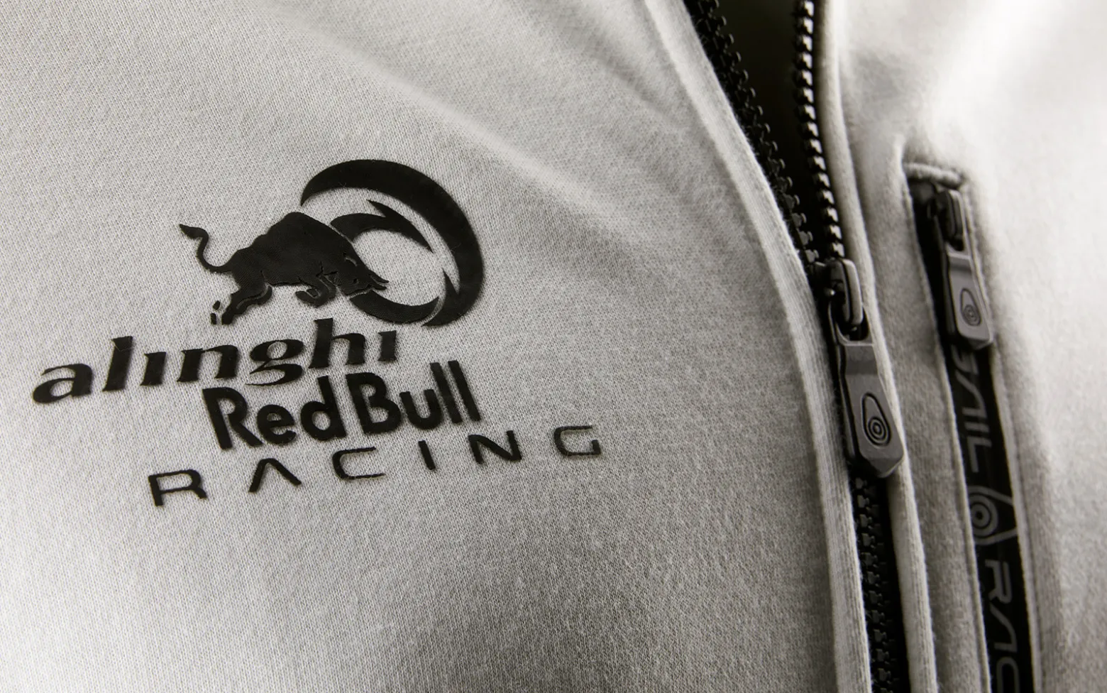 Sail Racing Arbr^CHALLENGE ZIP HOOD